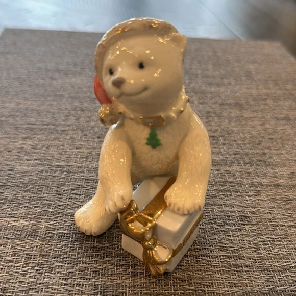 Lenox Christmas Polar Bear Figurine 3 3/4” Tall - Picture 2 of 4